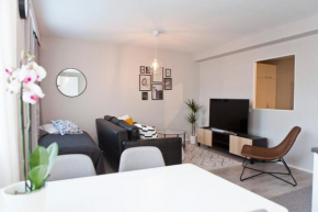 Center located, two-room flat with patio and WiFi in Turku